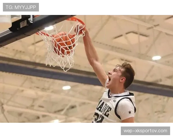 库珀·弗拉格挡拆换防压制持球后卫成形