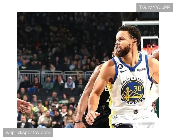 德罗赞三分命中率提升显著，比肩库里拉开球队进攻空间