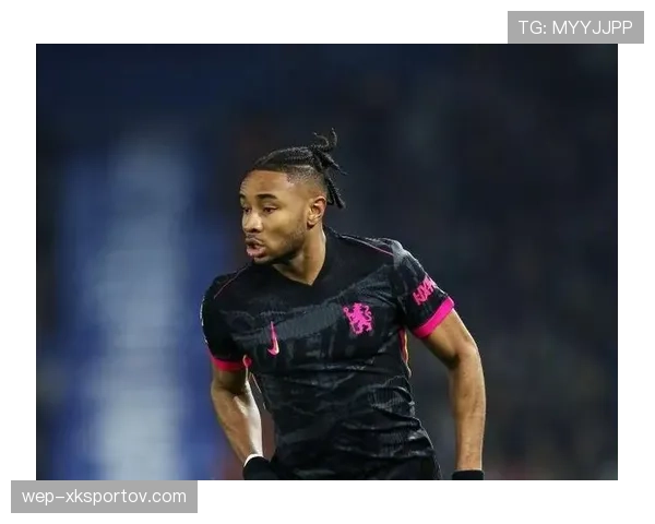 恩昆库面对顶级后卫时的技术优势解析