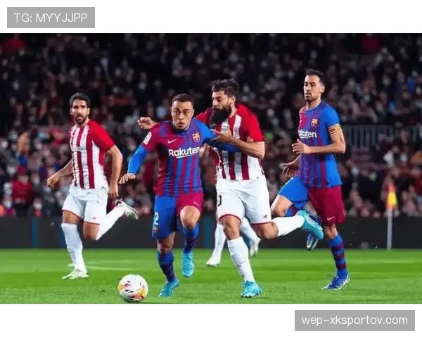 巴萨传控风格依然坚持，但比赛低效问题逐步反映，对赛季走势形成制约